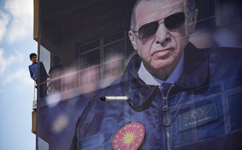 Politico: Ο Ερντογάν οδηγεί την Τουρκία σε δεύτερες εκλογές, καθώς ο Κιλιτσντάρογλου απογοητεύει