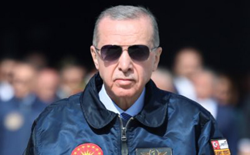 Εκλογές Τουρκία: O Ερντογάν ανέβασε νέα φωτογραφία προφίλ αλά&#8230; Τομ Κρουζ στο Top Gun
