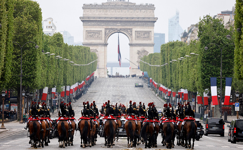 Η Γαλλία γιόρτασε τα 78 χρόνια από τη λήξη του Β&#8217; Παγκοσμίου Πολέμου υπό αυστηρά μέτρα ασφαλείας