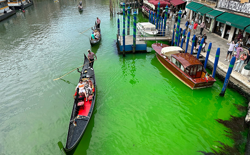 Πώς εξηγούνται τα πράσινα νερά στη Βενετία &#8211; Βρέθηκε η αιτία