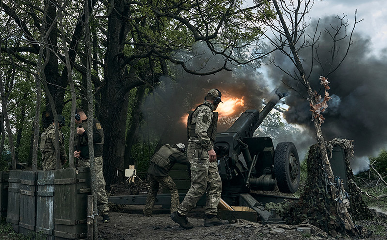 Οι ουκρανικές ένοπλες δυνάμεις εκφράζουν ικανοποίηση για την «πρώτη επιτυχία» της επίθεσής τους στο Μπαχμούτ