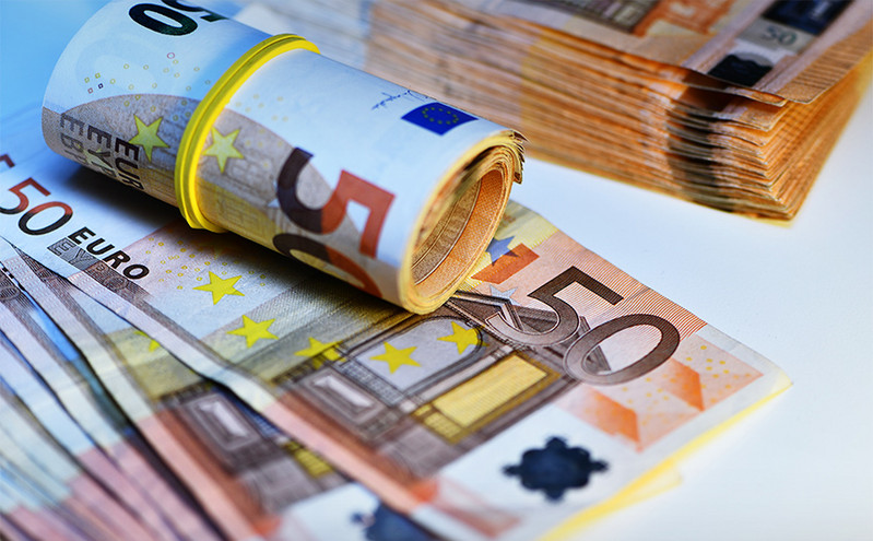 Η επιβολή παγκόσμιου ελάχιστου φόρου στους δισεκατομμυριούχους θα εισέφερε πάνω 200 δισεκατομμύρια ευρώ