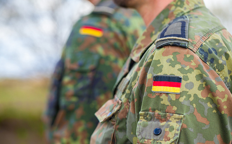 Der Spiegel: Ο γερμανικός στρατός διαθέτει μόνο 20.000 βλήματα πυροβολικού