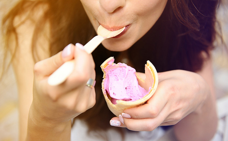 Τι συμβαίνει όταν τρώτε παγωτό κάθε μέρα