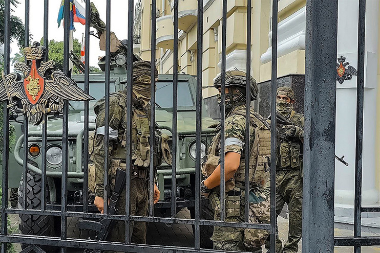 Λίγες μέρες μετά την ανταρσία της Βάγκνερ, ο Πούτιν αυξάνει τους μισθούς στον στρατό