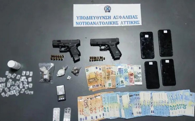 Επιχείρηση της ΕΛΑΣ στο Μαρκόπουλο &#8211; Συνελήφθησαν τρεις φυγόποινοι και άλλα δύο άτομα