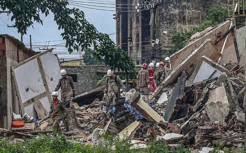 Τουλάχιστον 14 οι νεκροί από την κατάρρευση πολυκατοικίας στη Βραζιλία