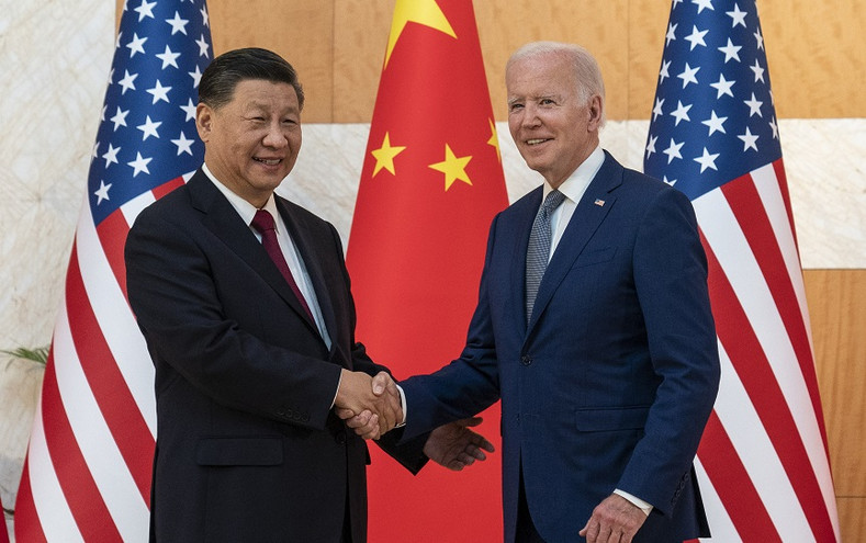 Ο Τζο Μπάιντεν προειδοποιεί την Κίνα &#8211; «Να προσέχει» διότι η κινεζική οικονομία «εξαρτάται» από τις δυτικές επενδύσεις