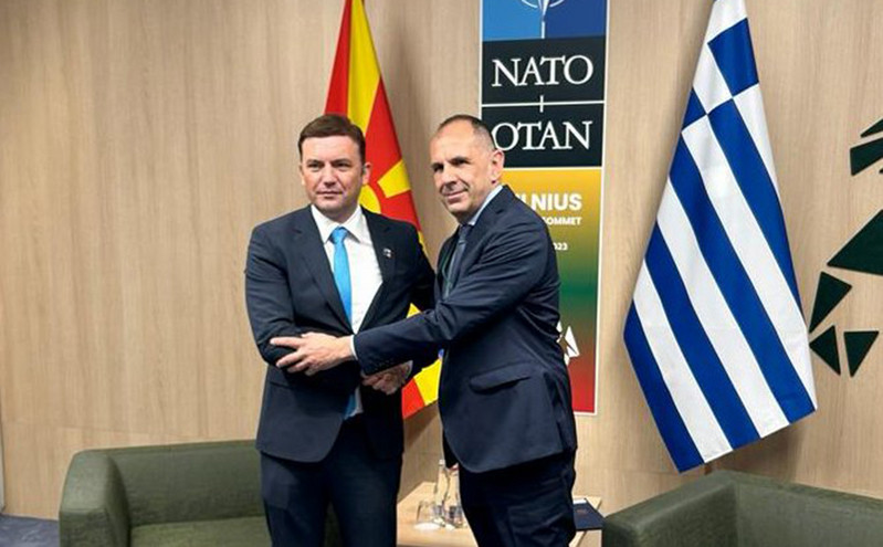 «Γόνιμη συζήτηση» μεταξύ του Γιώργου Γεραπετρίτη και του υπουργού Εξωτερικών της Βόρειας Μακεδονίας