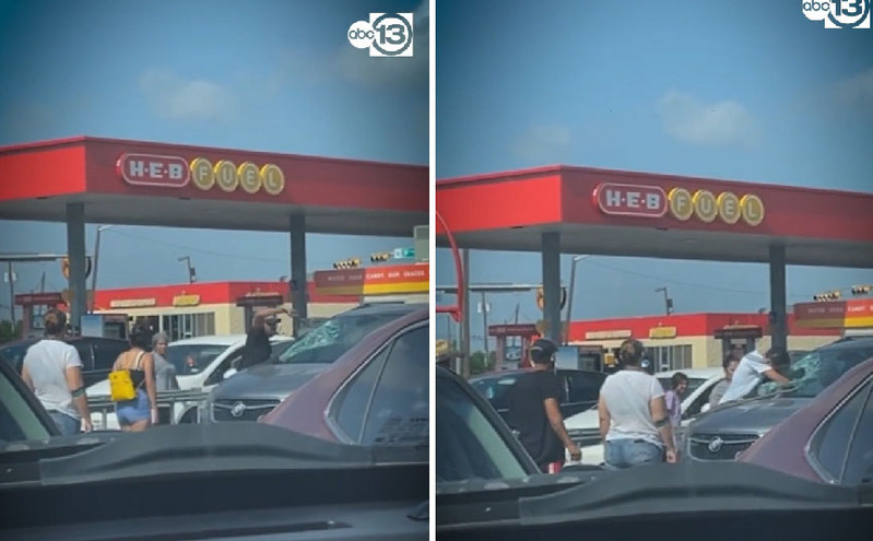 Η στιγμή που άνδρας σε σύγχυση σπάει το παρμπρίζ του αυτοκινήτου του για να σώσει το μωρό του από τη ζέστη