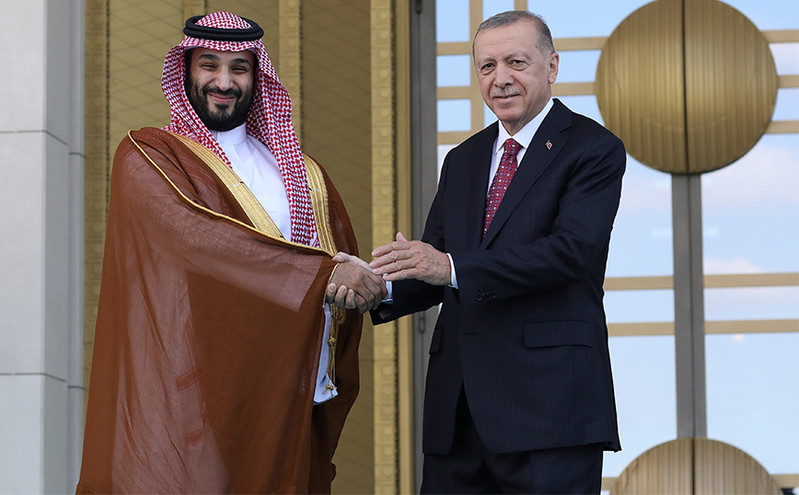 Ο Ερντογάν δώρισε στον βασιλιά και τον διάδοχο πρίγκιπα της Σαουδικής Αραβίας δύο τουρκικά ηλεκτρικά αυτοκίνητα