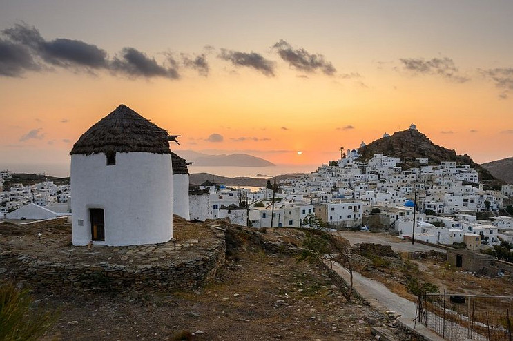 Τραγωδία στην Ίο: Δύο μαθητές από την Ιρλανδία έχασαν τη ζωή τους &#8211; Γιόρταζαν την αποφοίτησή τους