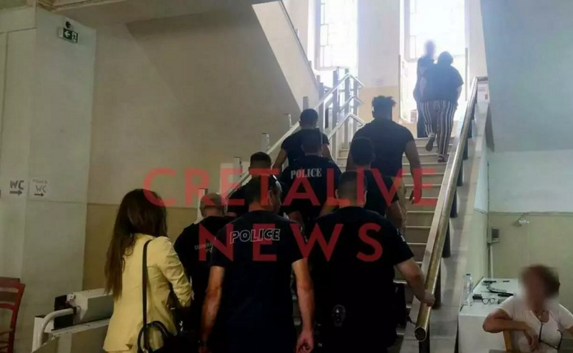 Αποκαλύψεις για την άγρια συμπλοκή σε νοσοκομείο της Κρήτης &#8211; Τραυματίας σηκώθηκε από το φορείο για να ρίξει ξύλο