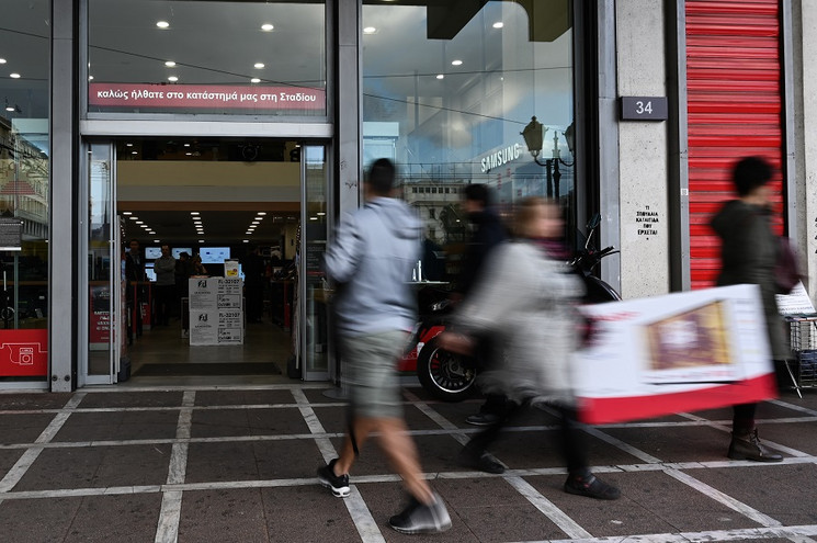Τα funds που θέλουν τον Κωτσόβολο, το ρεκόρ του επενδυτή του Dragon’s Den και τα «κόκκινα» των σούπερ μάρκετ