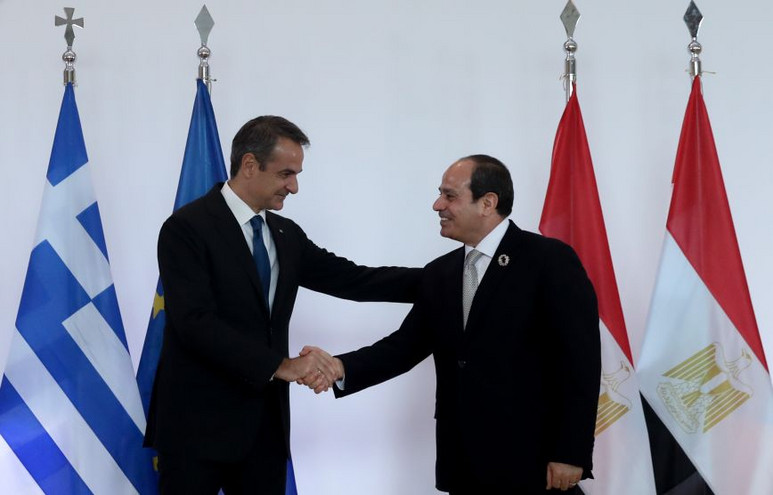 Στην Αίγυπτο σήμερα ο Κ. Μητσοτάκης, συνάντηση με τον πρόεδρο Σίσι &#8211; Στο τραπέζι ενέργεια, μεταναστευτικό και ΑΟΖ