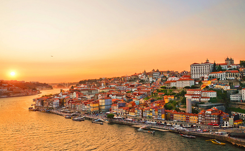 Πάνω από 8 εκατομμύρια οι ξένοι τουρίστες που επισκέφθηκαν την Πορτογαλία μέσα σε έξι μήνες