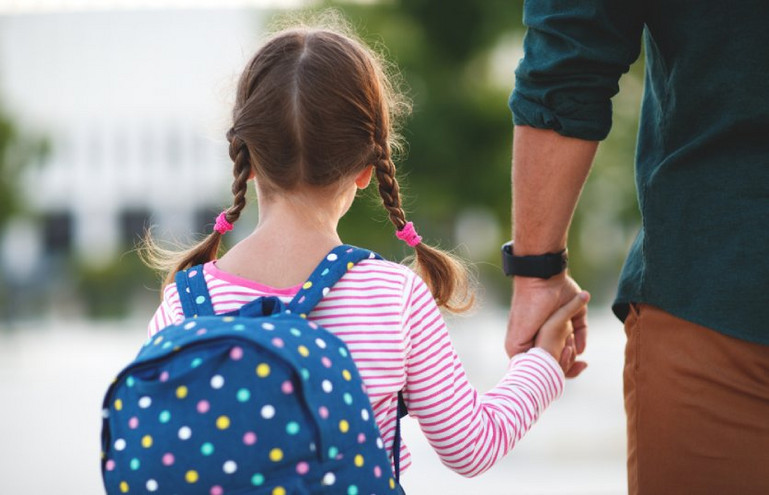Άνοιγμα σχολείων: Τι ισχύει για τη γονική άδεια σχολικής παρακολούθησης