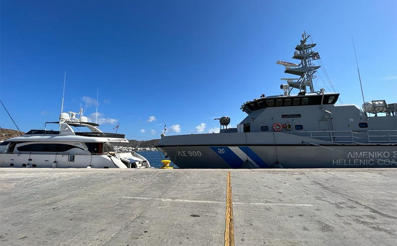 Εντοπίστηκαν 51 παράνομοι μετανάστες στη Μύκονο &#8211; Συνελήφθησαν τρεις διακινητές