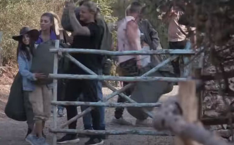Η Φάρμα: Πρεμιέρα για το ριάλιτι του Star – Ο Λεωνίδας Κουτσόπουλος υποδέχεται τους παίκτες