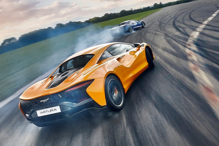 Η McLaren γιορτάζει τα 60 της χρόνια με ένα εντυπωσιακό βίντεο με drifting