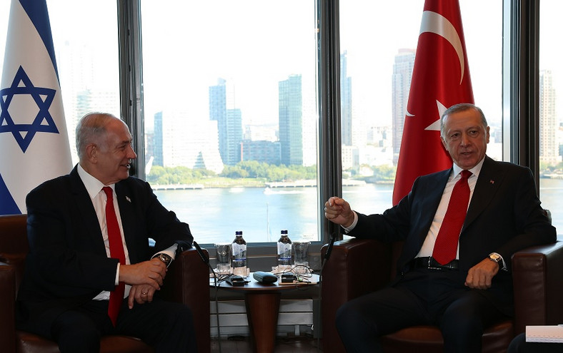 Το Μεσανατολικό, η εξομάλυνση των σχέσεων Τουρκίας – Ισραήλ και η εμπορική συνεργασία κυριάρχησαν στο τετ-α-τετ Ερντογάν – Νετανιάχου