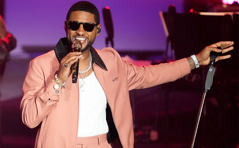 Ο Usher θα ερμηνεύσει στη σκηνή του Super Bowl 2024 στο Λας Βέγκας