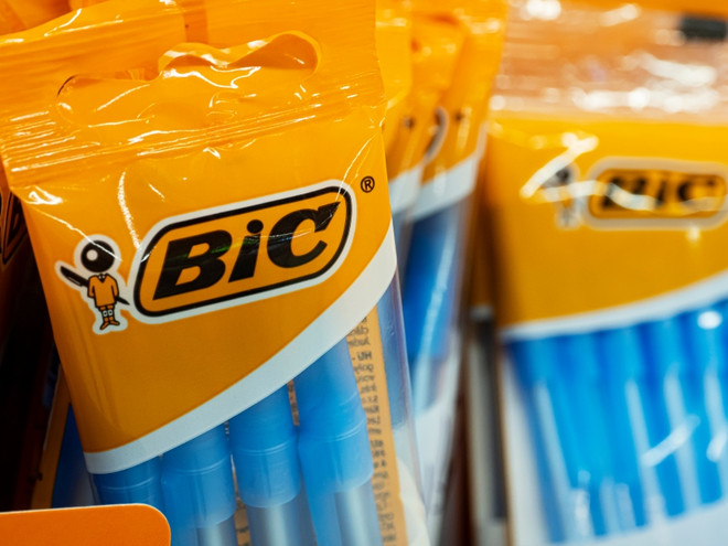 Πρόστιμο 230.000 ευρώ στη BIC για παραβίαση του πλαφόν στις τιμές σχολικών ειδών