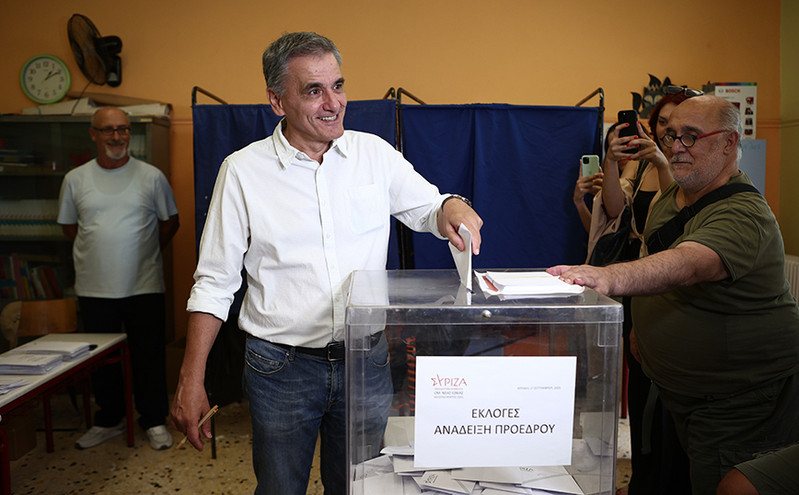 Τσακαλώτος: Σημαντική μέρα για τον ΣΥΡΙΖΑ, την κοινωνία, τον κόσμο της Αριστεράς