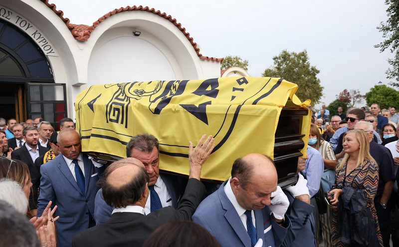Γιάννης Ιωαννίδης: Με τη σημαία του Άρη στο φέρετρο, πέρασε στην αιωνιότητα ο «Ξανθός» &#8211; «Θα σε αγαπώ για πάντα»