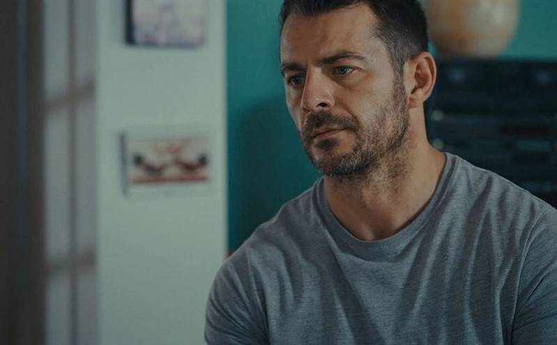 Γιώργος Αγγελόπουλος: Επέστρεψε στα γυρίσματα της «Γης της Ελιάς»