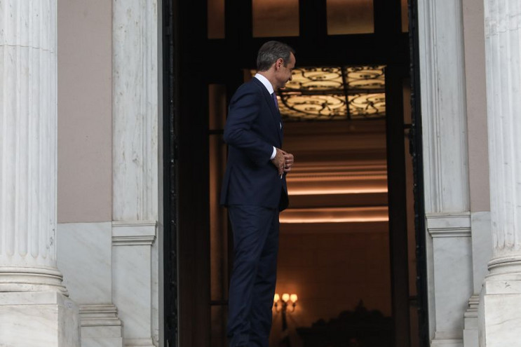 Σε πρώτο κυβερνητικό πλάνο ακρίβεια και μεταρρυθμίσεις &#8211; Αλλαγή φρουράς σήμερα στο κόμμα με την πρώτη γυναίκα γραμματέα