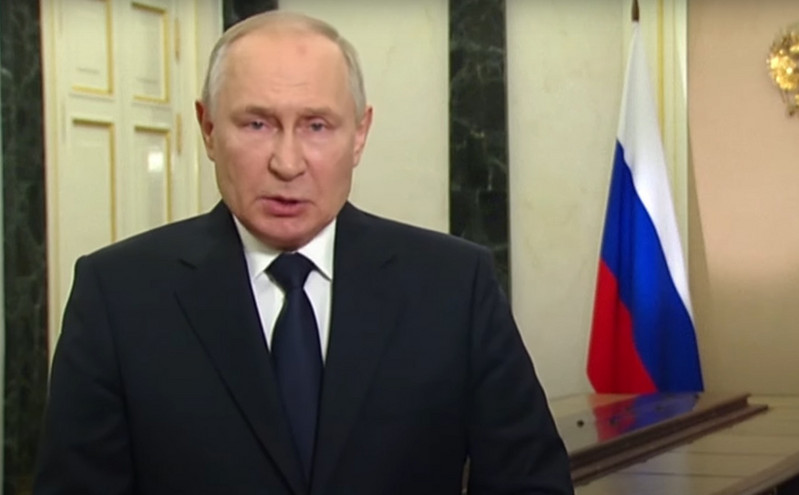 Τι πραγματικά είναι το «μυστηριώδες σημάδι» του Πούτιν στο μέτωπό του