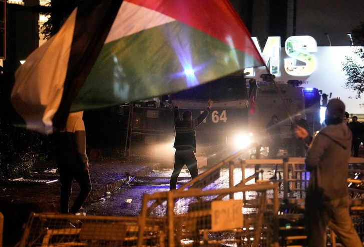 Πάνω από 60 τραυματίες σε αντιϊσραηλινή συγκέντρωση στην Τουρκία