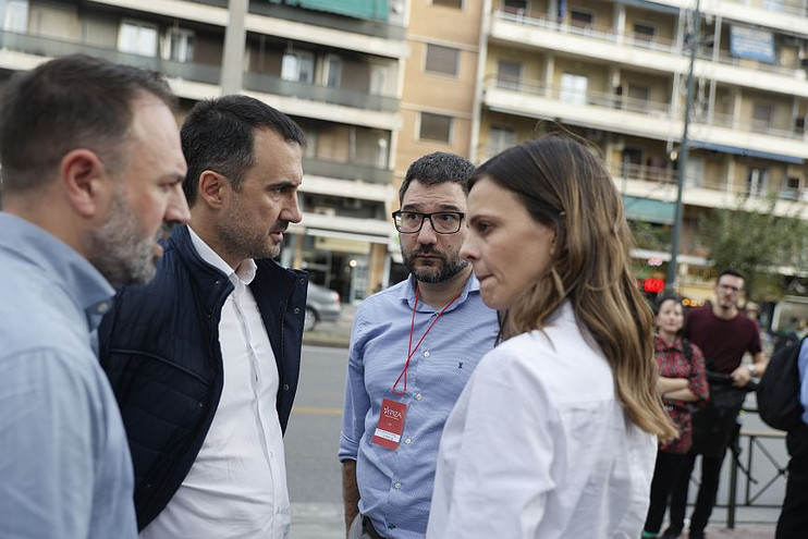 Διαβουλεύσεις όσων αποχώρησαν από τον ΣΥΡΙΖΑ για νέα ΚΟ, με το βλέμμα στη συζήτηση για τον προϋπολογισμό