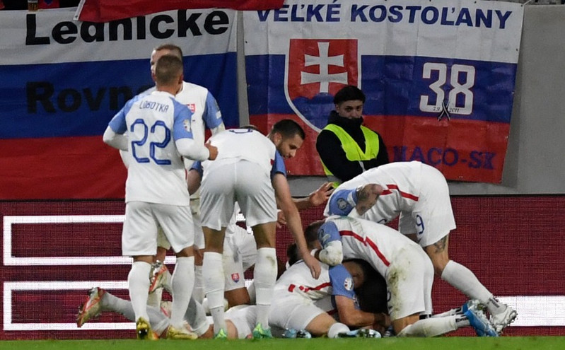 Προκριματικά Euro 2024: Νίκη &#8211; πρόκριση για τη Σλοβακία, 9&#215;9 η Πορτογαλία