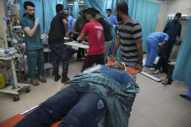 Πόλεμος στο Ισραήλ: Χρησιμοποιούμε ξύδι για τη θεραπεία των μολύνσεων, λέει γιατρός σε νοσοκομείο της Γάζας