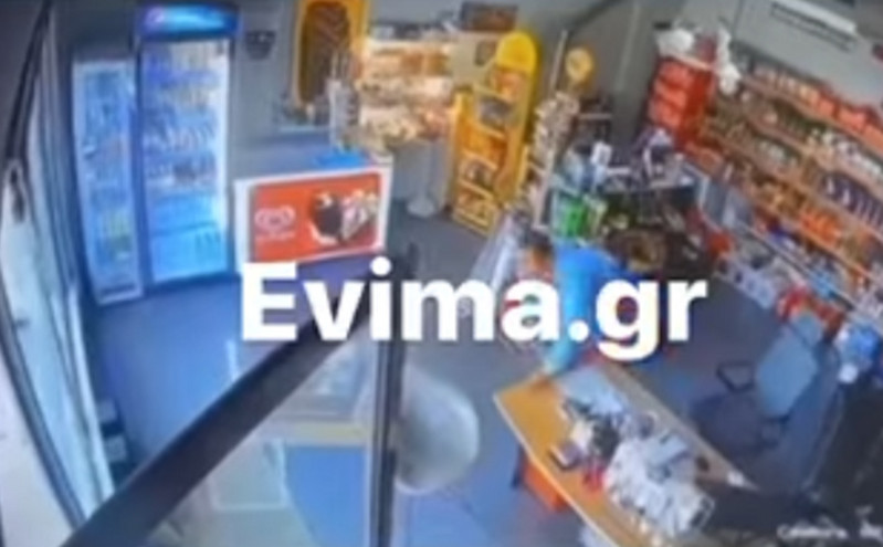 Η στιγμή που ο σεισμός των 5,2 Ρίχτερ «χτυπά» την Εύβοια