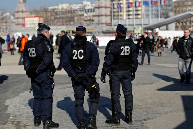 Γαλλία: &#8216;Ανδρας σκοτώθηκε από αδέσποτη σφαίρα ενώ ξάπλωνε στο κρεβάτι του