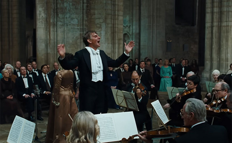 Ο Μπράντλεϊ Κούπερ πέρασε έξι χρόνια μαθαίνοντας να διευθύνει ορχήστρα για χάρη της ταινίας «Maestro»