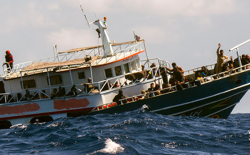Frontex: Στα υψηλότερα επίπεδα από το 2016 ο αριθμός των μεταναστών στην ΕΕ