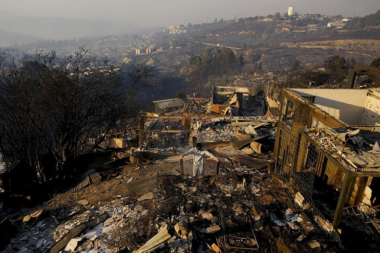 Τουλάχιστον 19 οι νεκροί από τις δασικές πυρκαγιές στη Χιλή &#8211; Σχεδόν 430.000 στρέμματα έγιναν στάχτη