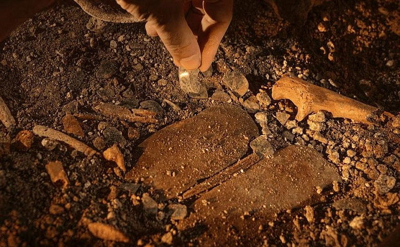 Βρέθηκε ασυνήθιστη μάσκα σε τάφο βασιλιά των Μάγια
