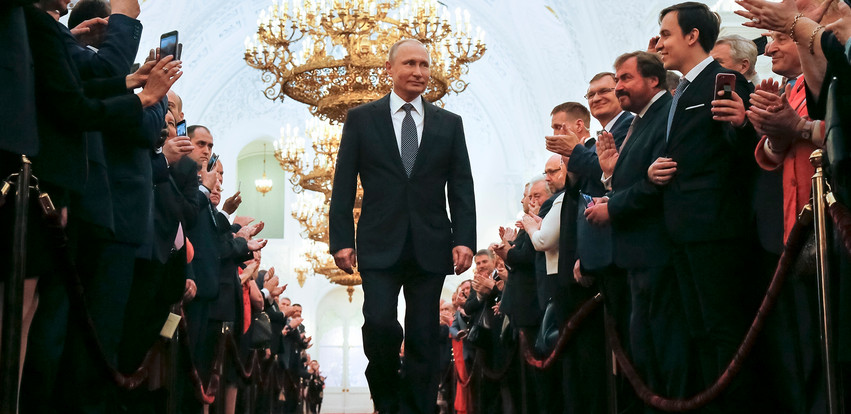 Είναι «δαπανηρό και ανέφικτο» να απομονωθεί μια μεγάλη οικονομία όπως αυτή της Ρωσίας, λέει οικονομολόγος