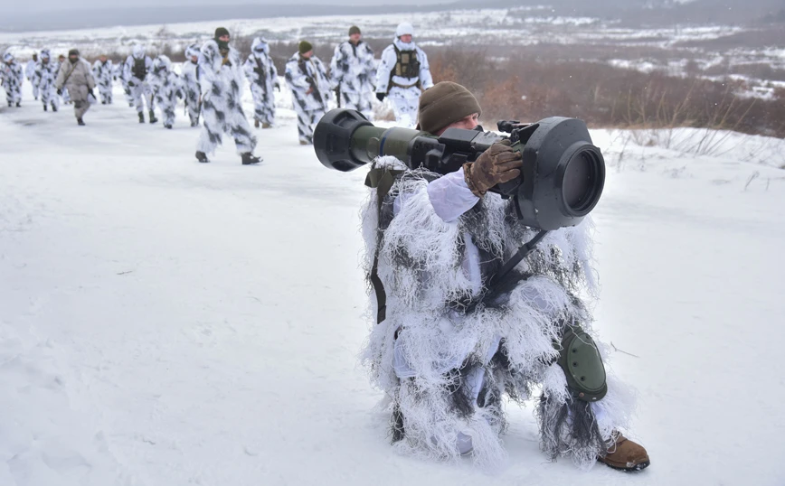 https://www.newsbeast.gr/image/s870x/webp/file/files/1/2022/01/oukrania_rossia3.jpg