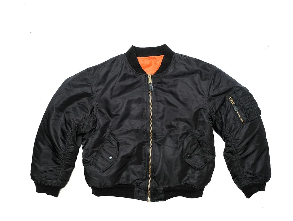 Τα Fashion Items που λατρέψαμε στα 90's