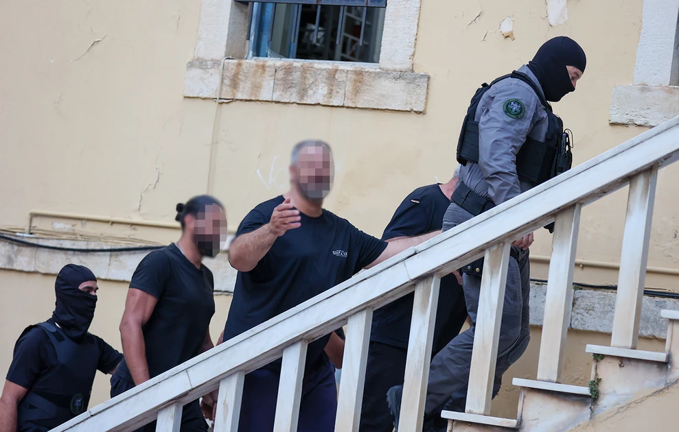 https://www.newsbeast.gr/image/s990x/webp/file/files/1/2025/09/mafia_kriti2.jpg